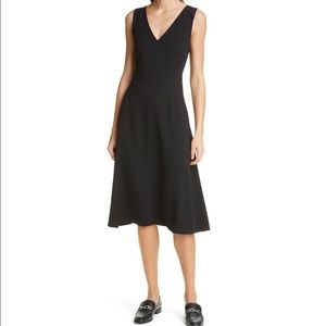 HP🎉 CLUB MONACO v neck jersey sleeveless dress